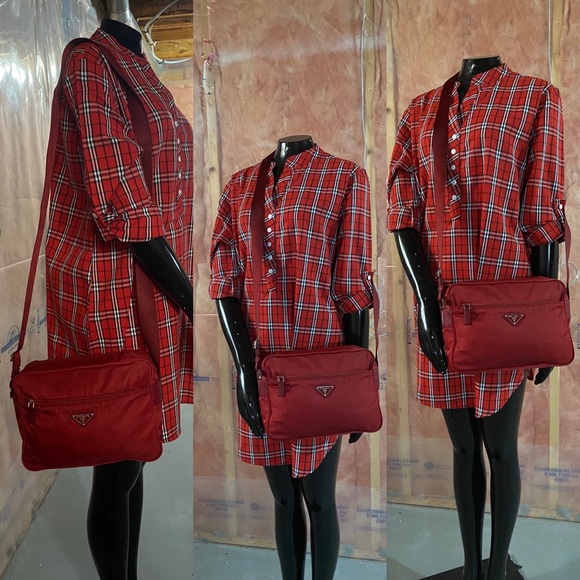 👉SOLD👈AUTHENTIC PRADA NYLON CROSSBODY BAG - Picture 12 of 16